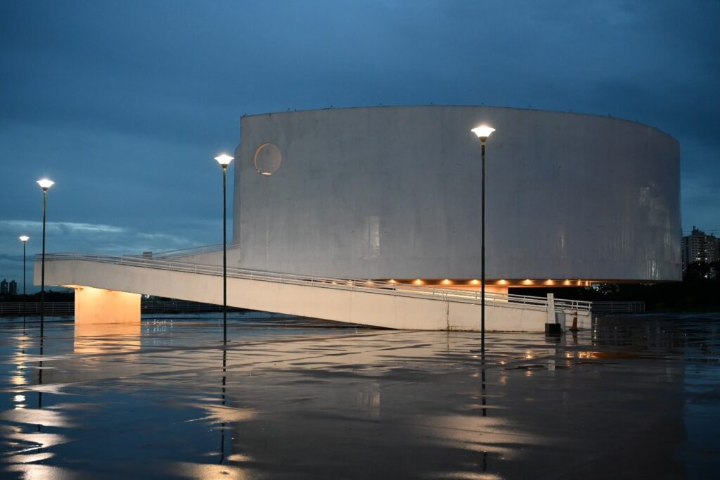 Goiânia recebe pela primeira vez itinerância da 36ª Bienal de São Paulo, no MAC Goiás