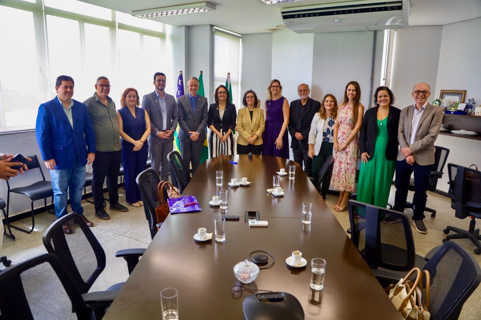 Governo de Goiás assina acordo com a UFG para criação do Centro de Ciências e Tecnologia Mineral