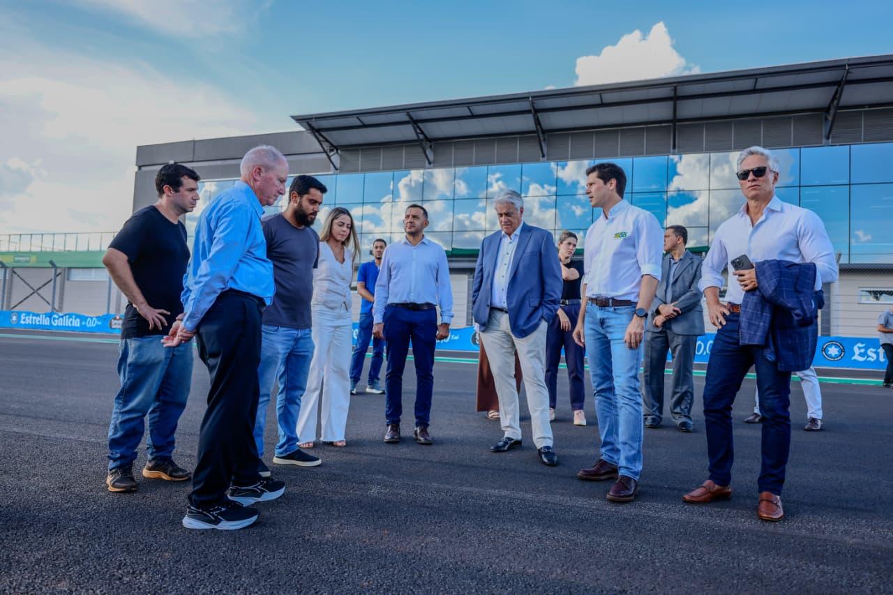 Diretores da Fórmula Indy vistoriam Autódromo e avaliam realização de prova em Goiânia