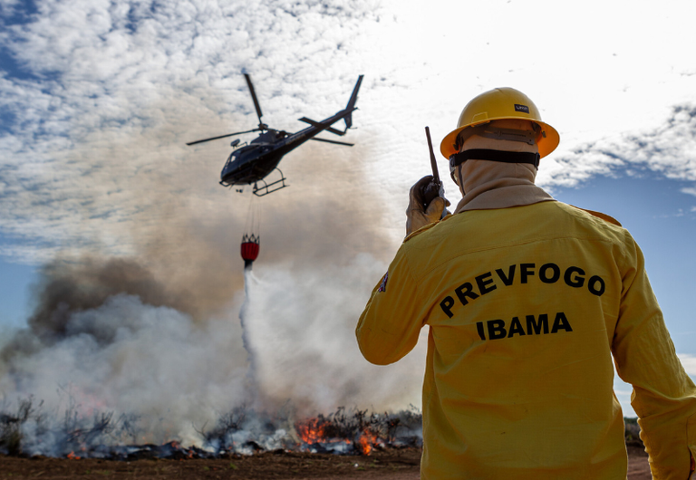 Brasil registra maior volume de recursos da história para controle do desmatamento e combate aos incêndios florestais