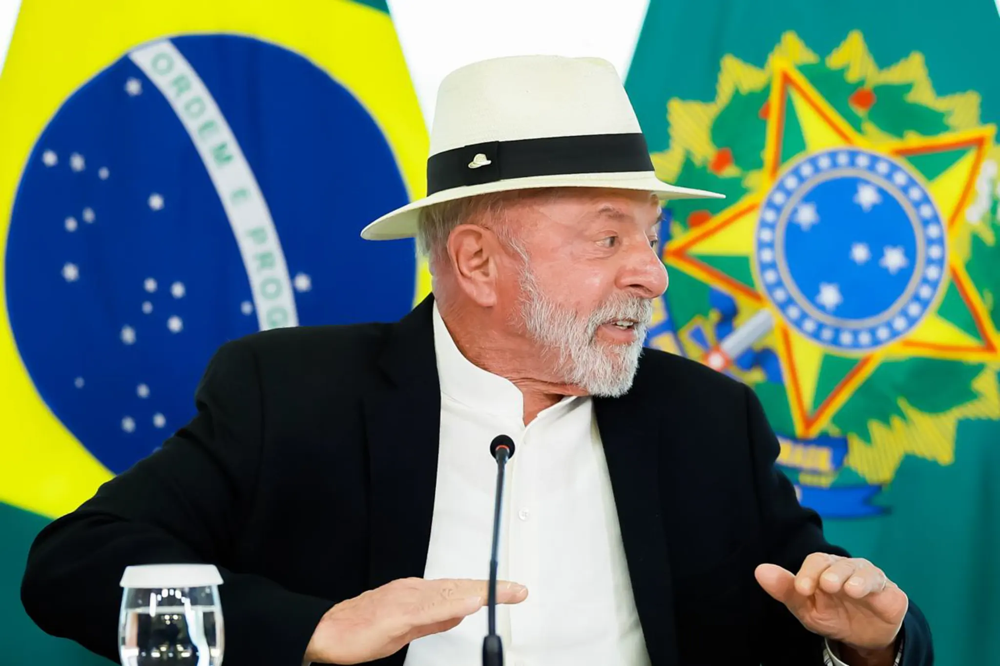 Governo Lula reage ao tarifaço dos EUA e denuncia ataque à soberania nacional e às regras do comércio internacional